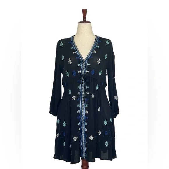 Free People Walking On A Dream Embroidered Mini Dress Black Boho Tunic Size M - Picture 3 of 13